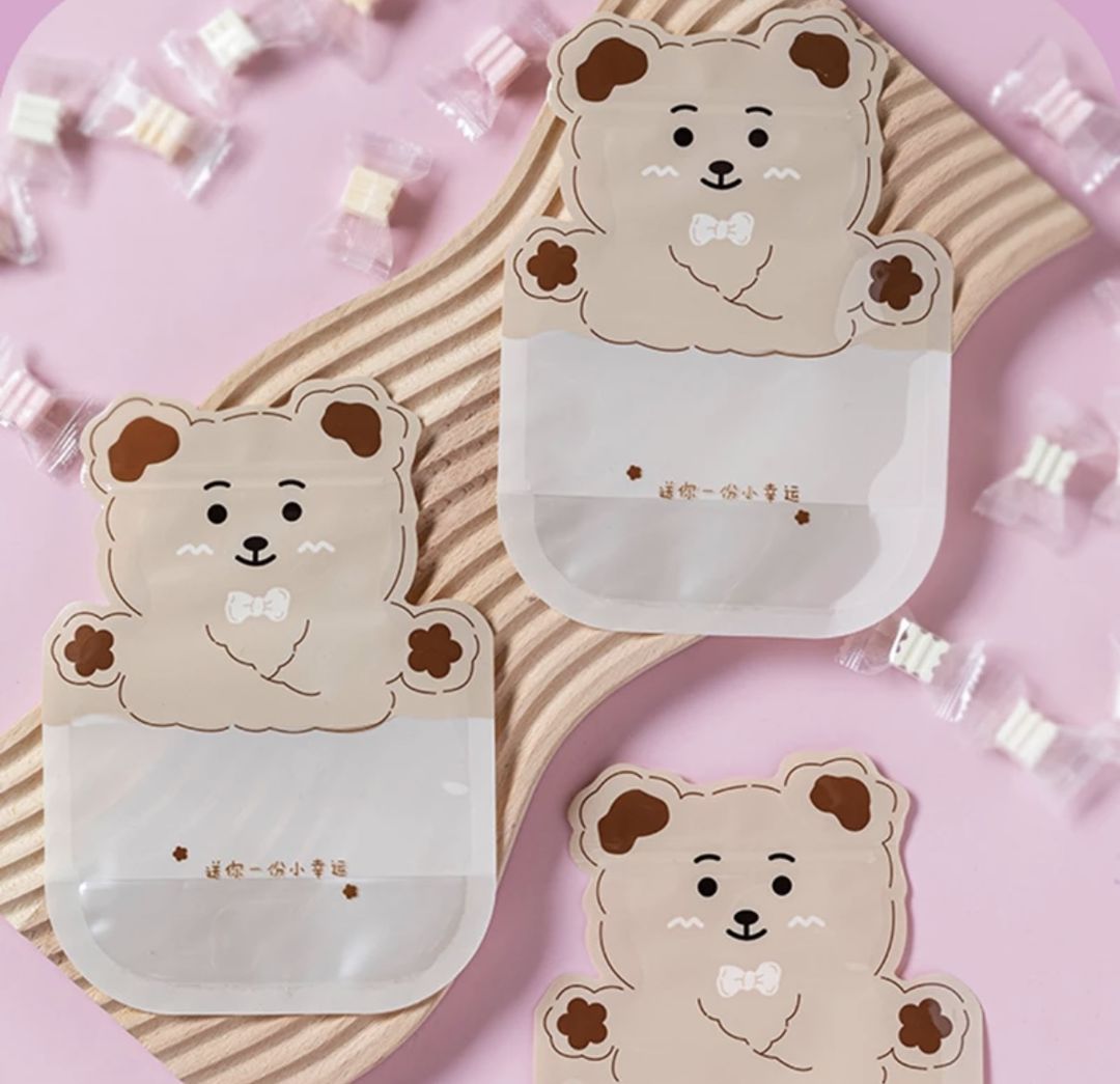 PLASTIC ZIPPER BAG - BEAR