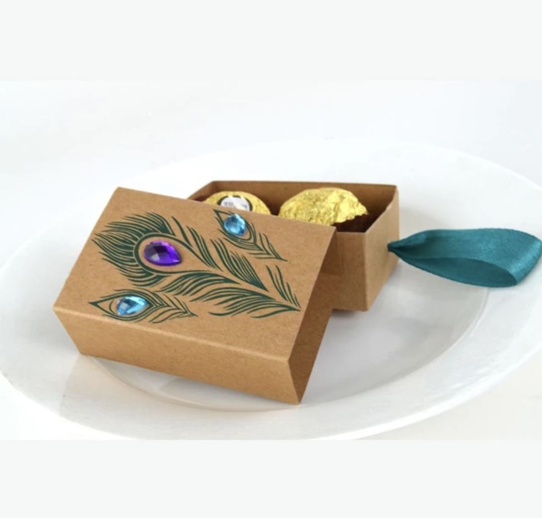 صناديق صغيرة - الطاووس