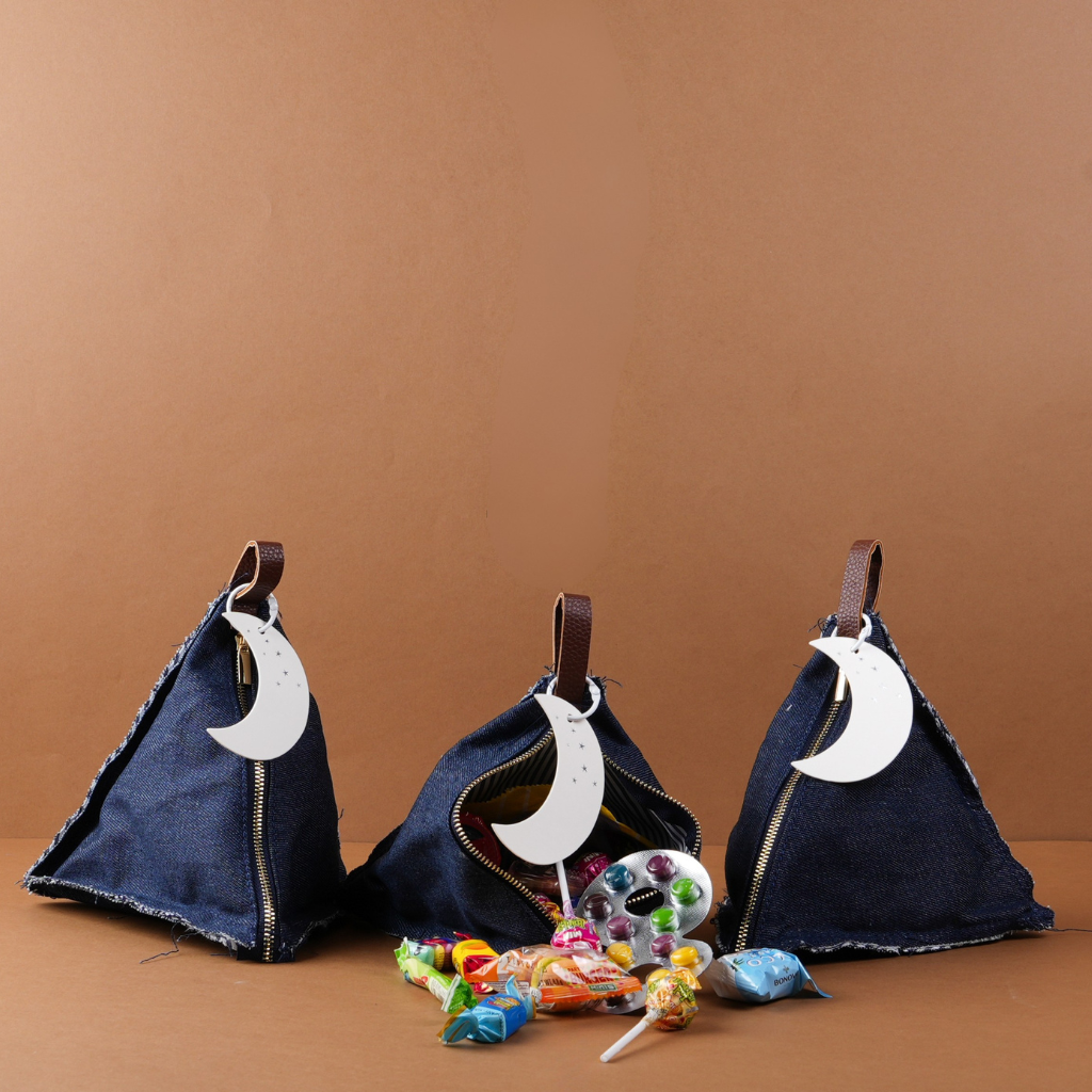 DENIM TRIANGLE BAG