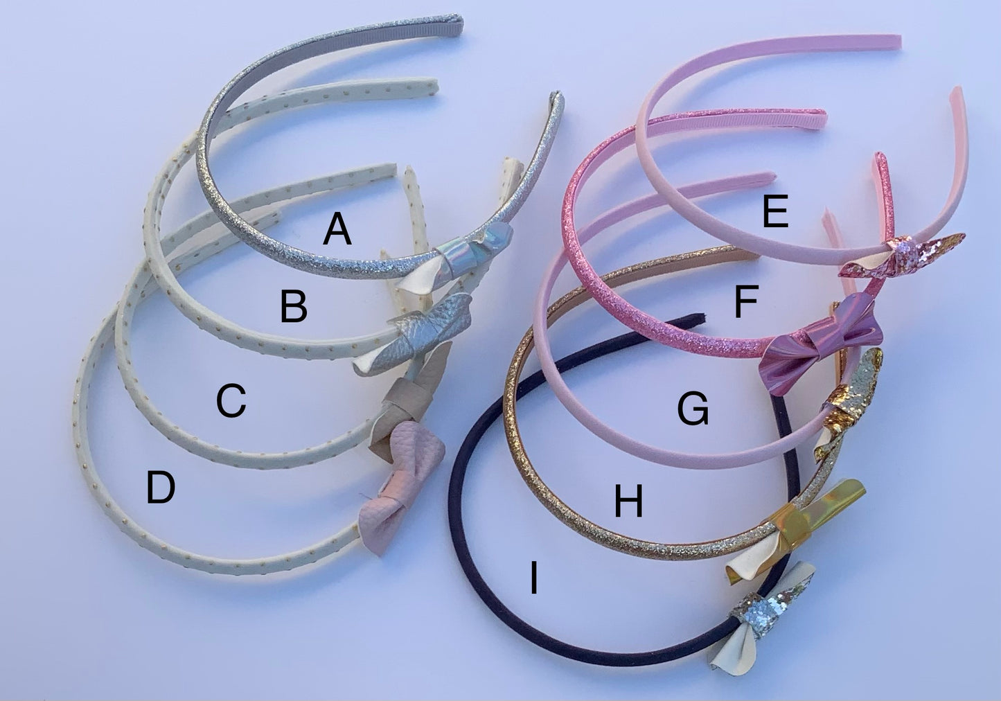 عصابة رأس مزينة بفيونكة للبنات الصغيرات