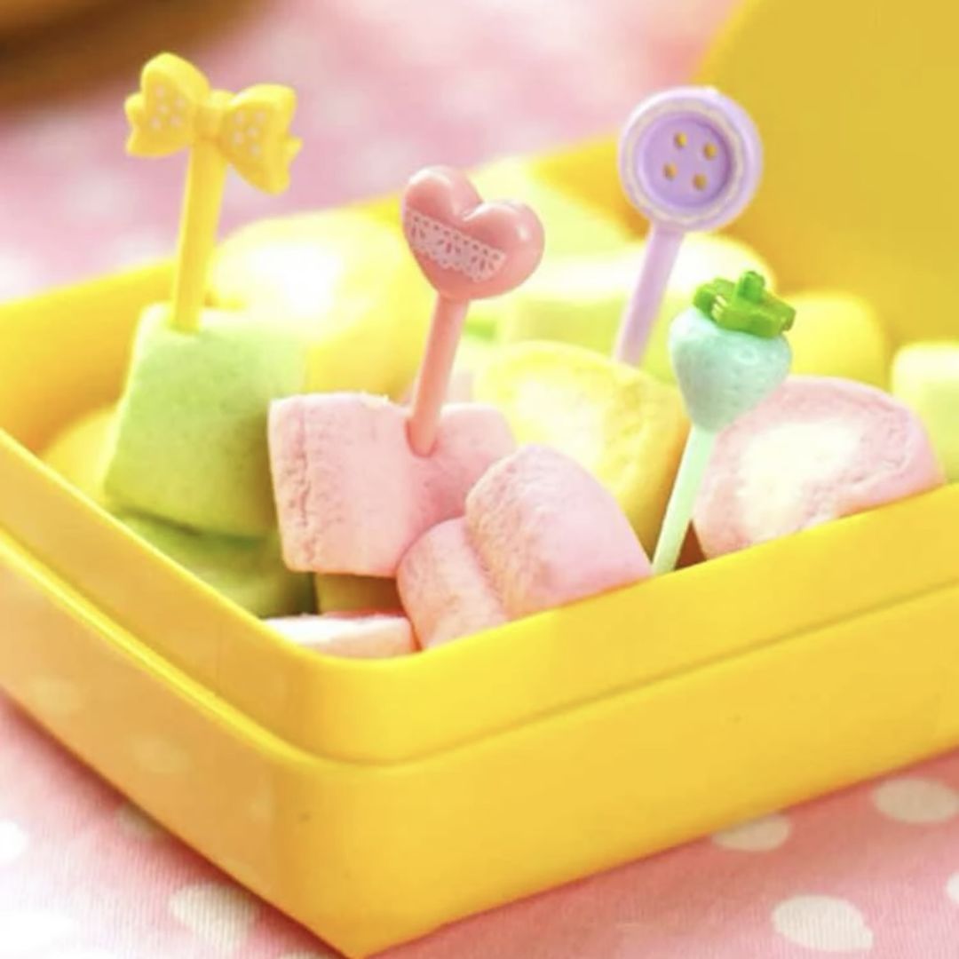 شوكة فواكه صغيرة