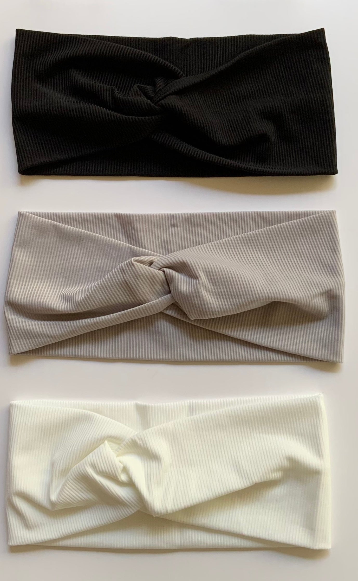 رباط شعر مطاطي متقاطع