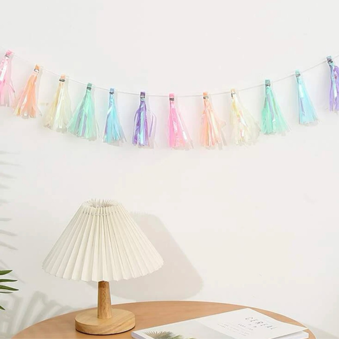 TASSEL PULL FLAG