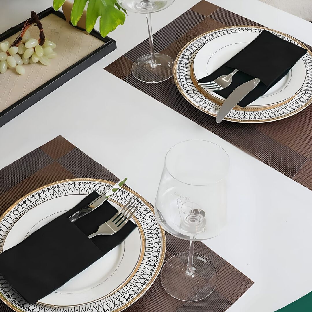 DISPOSABLE POCKET NAPKIN