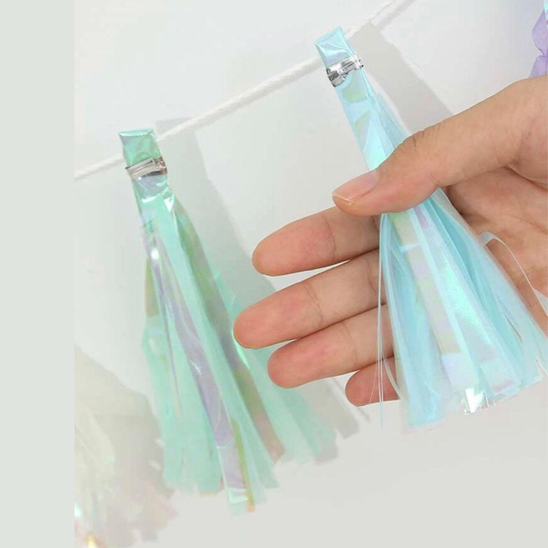 TASSEL PULL FLAG