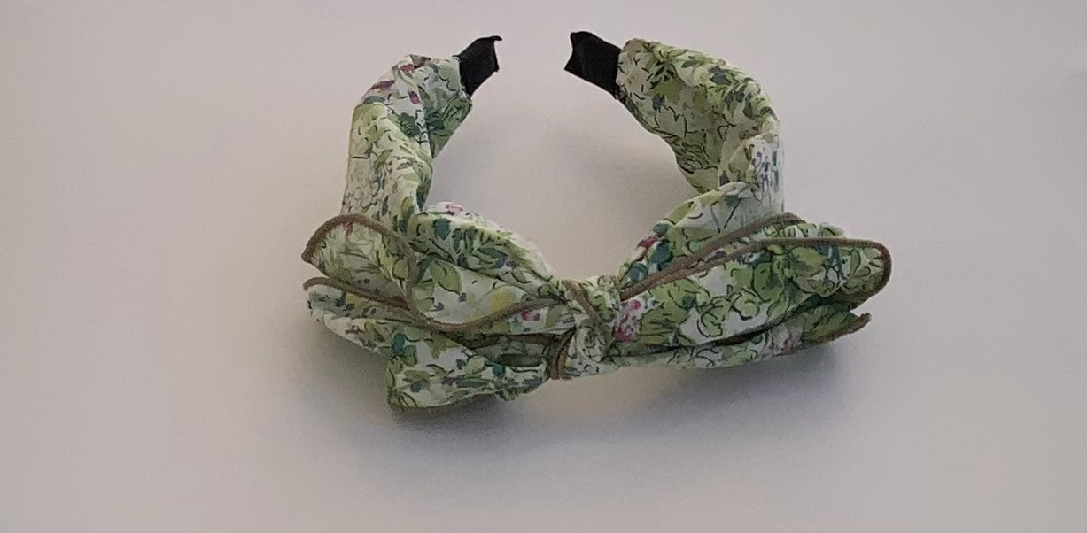 Floral Print Green Headband