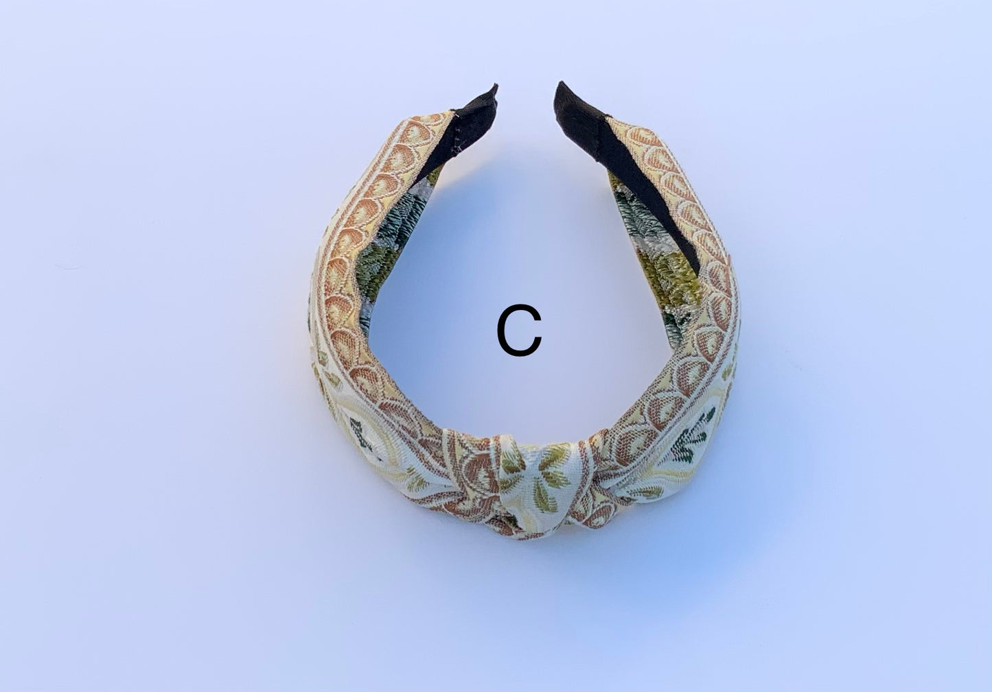 عصابة رأس بسيطة للنساء