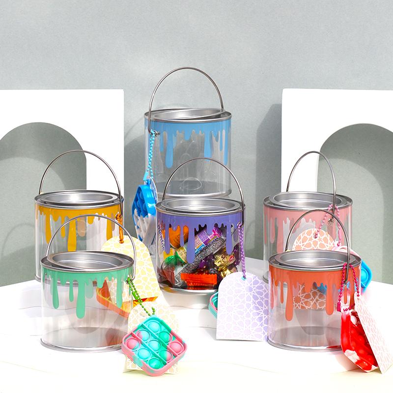 علبة بلاستيكية