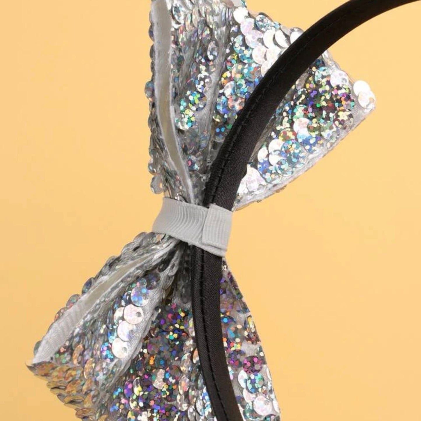 عصابة رأس فضية للأطفال الصغار