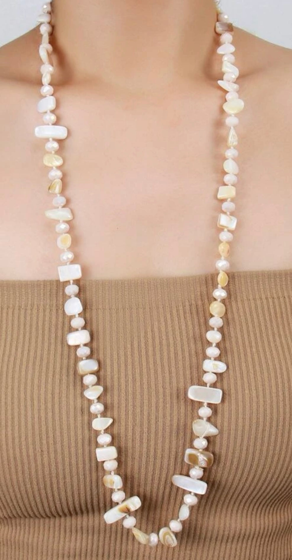 قلادة بسيطة