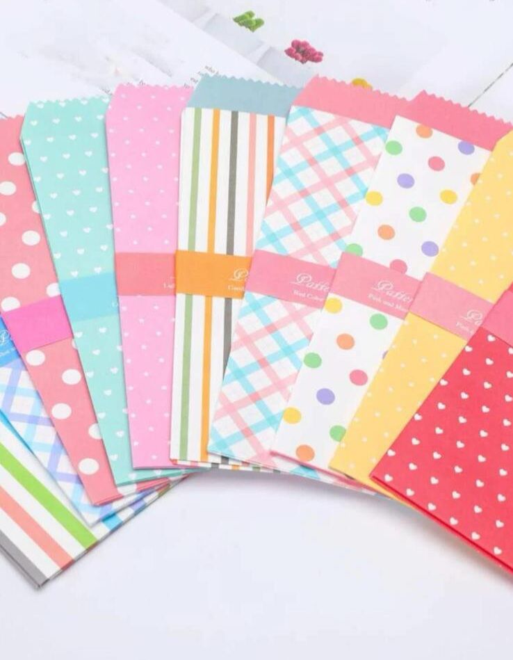 MIXED PATTERN ENVELOPE