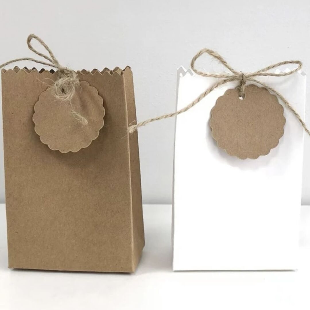 علامة ورقية عادية - زهرة