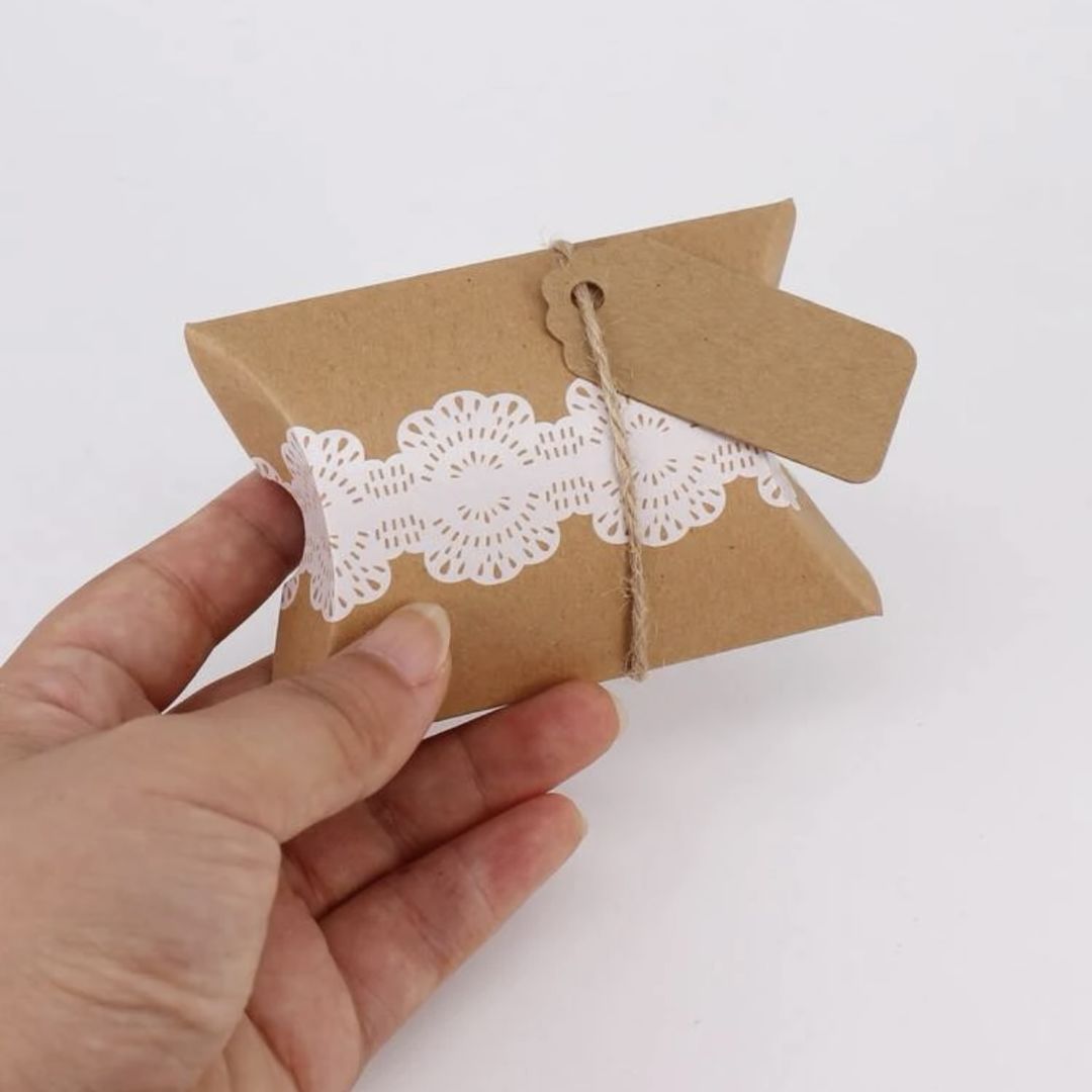 GIFT BOX - LACE PRINT