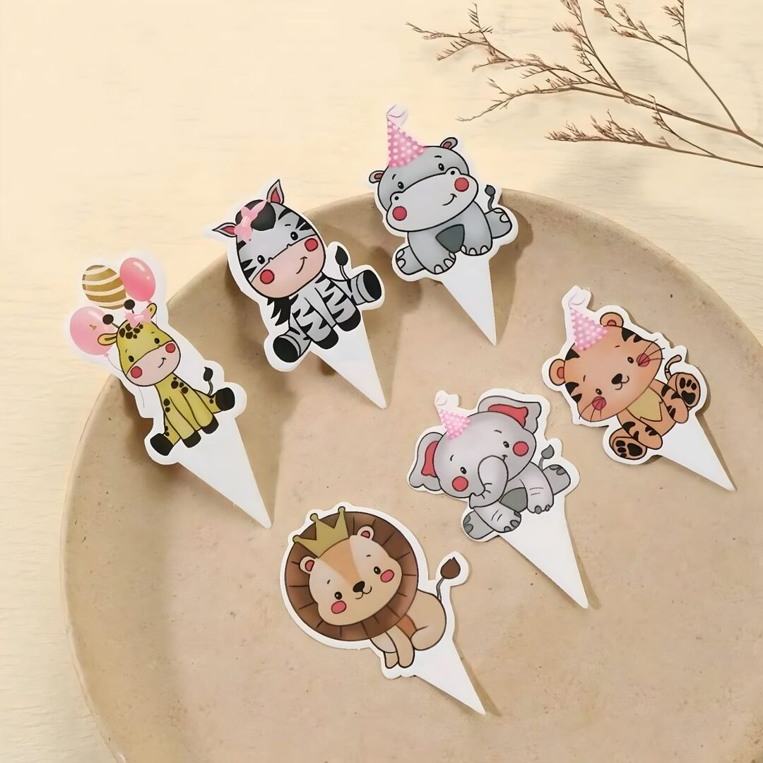 غلاف الكيك - نمط حيوانات كرتونية