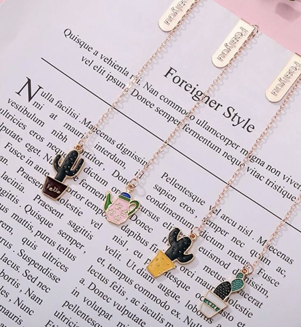 علامة مرجعية معدنية