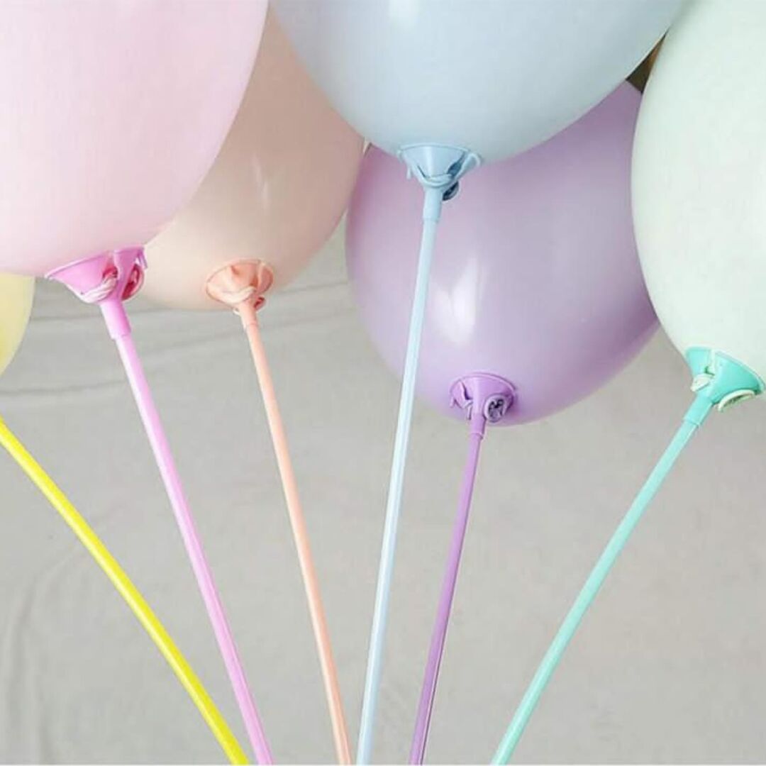 أعواد البالون