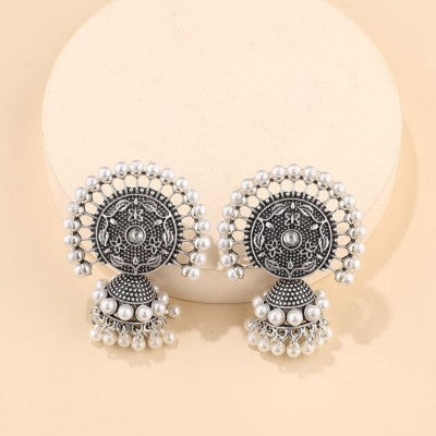 أقراط الجرس المتدلية