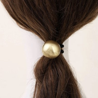 قطعة واحدة من شعر الذهب الضيق