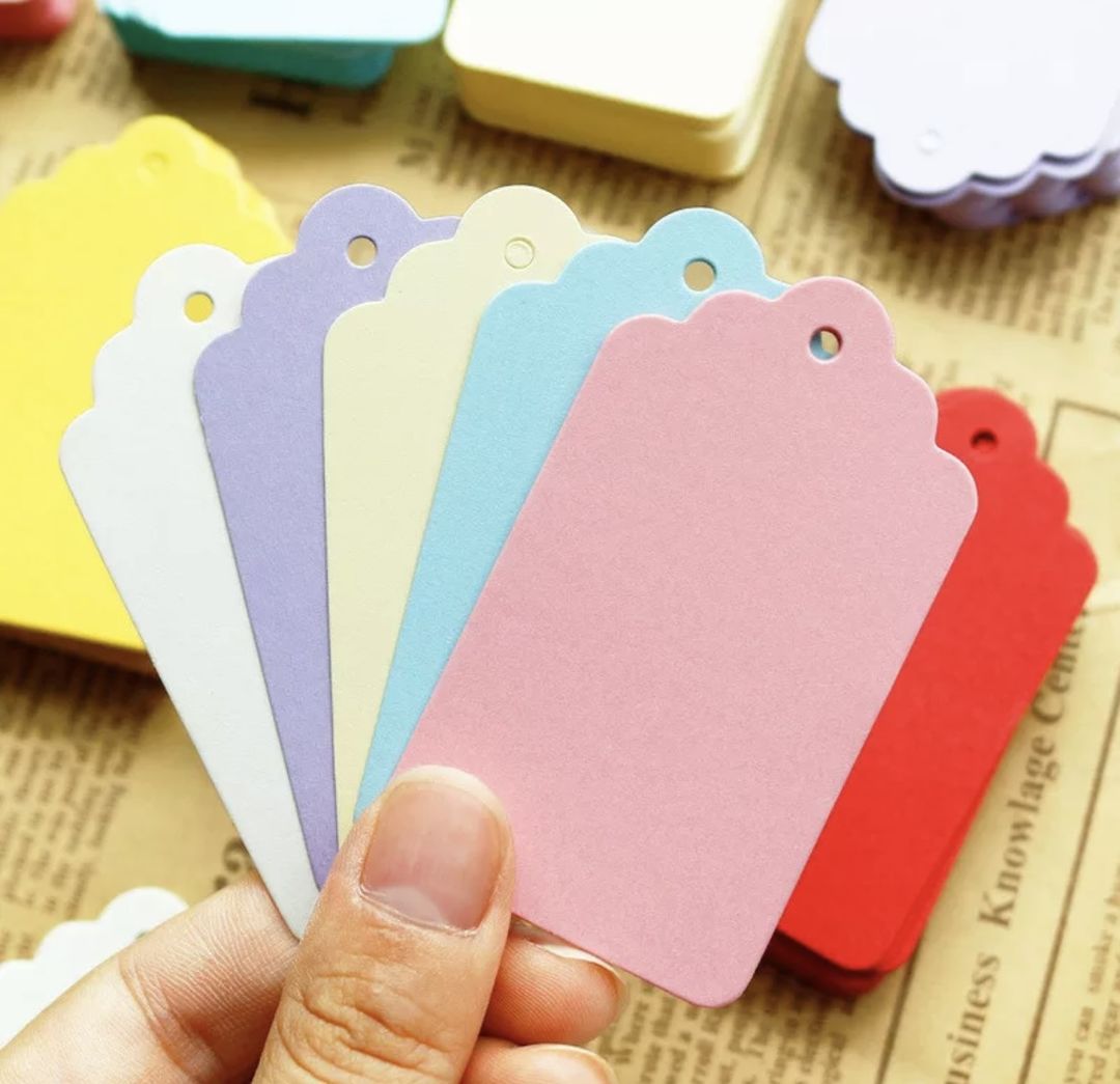 GIFT WRAPPING TAG - RANDOM COLOR