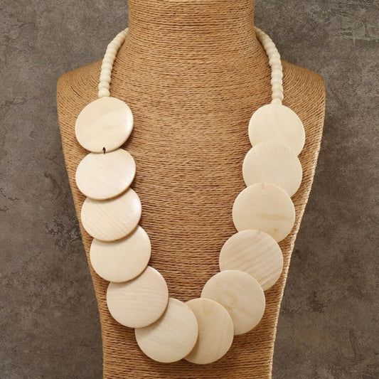 Round wood necklace