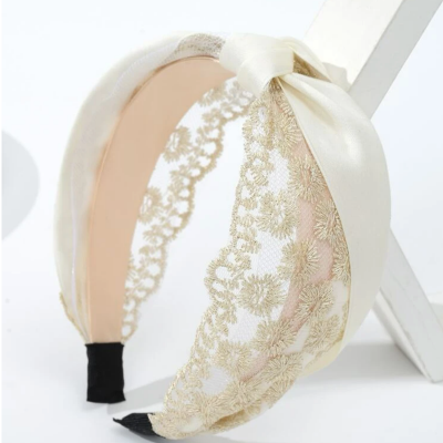 Lace knot headband