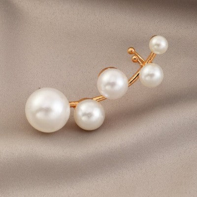 Pearl ear cuff