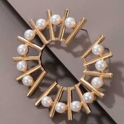 Gold & Pearl earrings