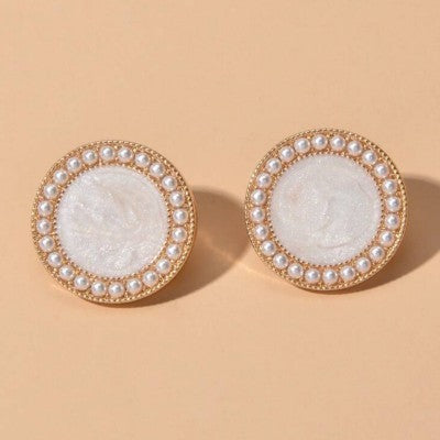 Pearl  stud earrings
