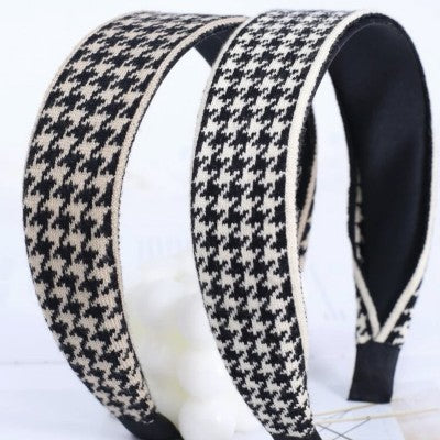 knot pattern headband